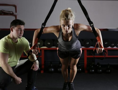 Bewegung gegen PMS: Neue RCT-Studie zeigt signifikante Symptomlinderung durch gezieltes Training