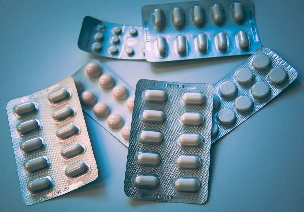 Zink gegen PMS: Neue Meta-Analyse zeigt – Mineralstoff lindert prämenstruelle Symptome signifikant